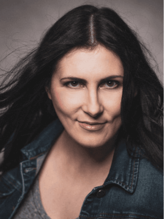 Anna Drozdowska: a food and travel writer, National Geographic Traveler contributor and brand strategist with 22+ years of global experience.